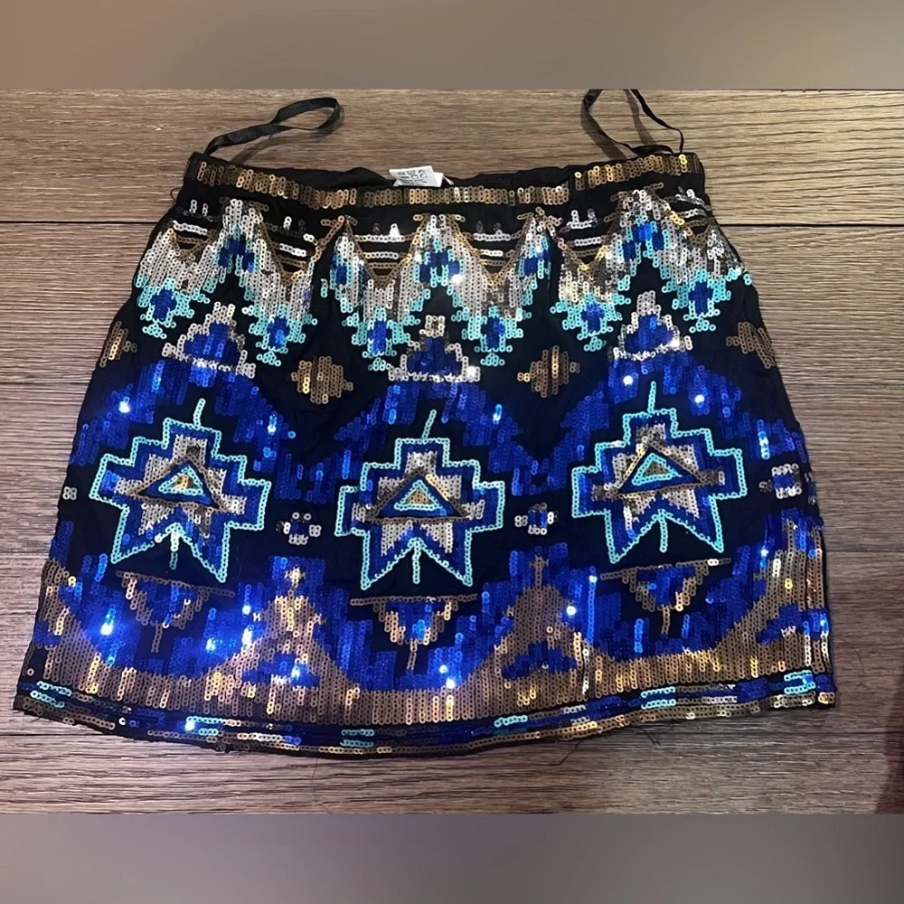 Skirt​​​​